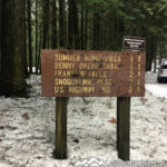 franklin falls trailhead snoqualmie, wa Once reaching the Franklin Falls trailhead the trail was entirely snow covered with slushy puddles in spots. This trail is very well marked. There are signs pointing which way to go. A good trail for beginner hikers but even hiking veterans would love this scenic little trail.