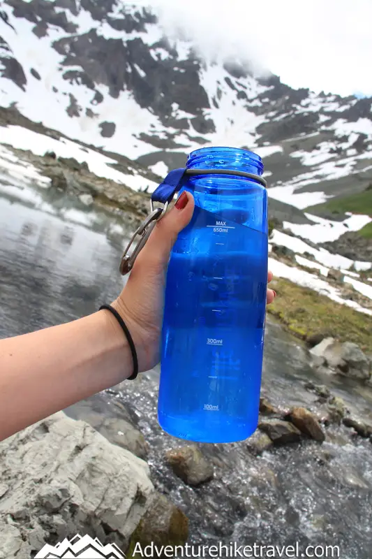 So what exactly is the LifeStraw Go Water Filter Bottle with 2-Stage Integrated Filter Straw for Hiking? The Lifestraw Go Water Filter Bottle filter removes 99.9999 percent of bacteria and 99.99 percent of protozoa, including giardia, cryptosporidium and e-coli. It uses an advanced hollow fiber membrane (0.2 microns) to remove waterborne bacteria and protozoa up to 4,000 liters (1,000 gallons).