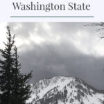 Looking for an easy snowshoeing destination with gorgeous views? Check out the Skyline Lake Trail in Washington State. This short yet steep hike has stunning mountain peaks and snow-covered boulder fields leading to a frozen lake. This is a great place to spend a fun-filled day in the mountains.