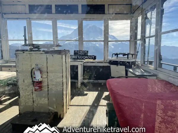 Explore the beauty of Mount Rainier National Park! Discover the hidden gem, Tolmie Peak Fire Tower, offering panoramic views. This challenging hike rewards you with lush forests, wildflower meadows, and rocky terrain. #MountRainier #TolmiePeak #Hiking