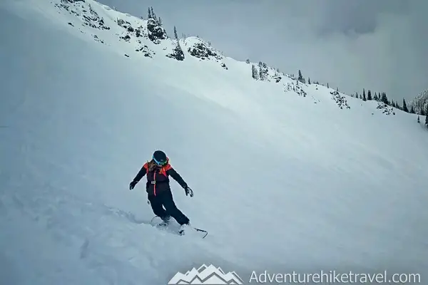 Best Women’s Snowboarding Pants – Patagonia Snowbelle Review Discover why Patagonia’s Insulated Snowbelle Snowboarding Pants are my top pick for warmth, comfort, and waterproof performance. Tested in real mountain conditions!