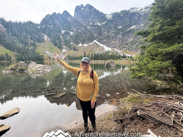 Just off the Mountain Loop Highway, Heather Lake is a short yet stunning hike through lush Pacific Northwest forest that ends at a peaceful alpine lake surrounded by peaks.