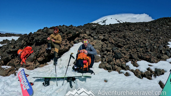 Ready for a volcano splitboard trip? Explore Mt. Adams via the South Climb route to the Lunch Counter in this spring backcountry adventure. From trip planning and gear tips to weather surprises and amazing turns, this post gives you a full breakdown of what to expect. #BackcountrySnowboarding #Splitboarding #MtAdamsWA #SpringRiding #MountainAdventure #PNWBackcountry
