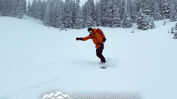 Looking for a reliable backcountry ski or splitboard pack? This BCA Stash 40L Backpack review breaks down ski and snowboard carry options, back panel access, avalanche tool storage, comfort, and real-world pros and cons. Perfect for backcountry skiing, splitboarding, and snowboarding adventures.